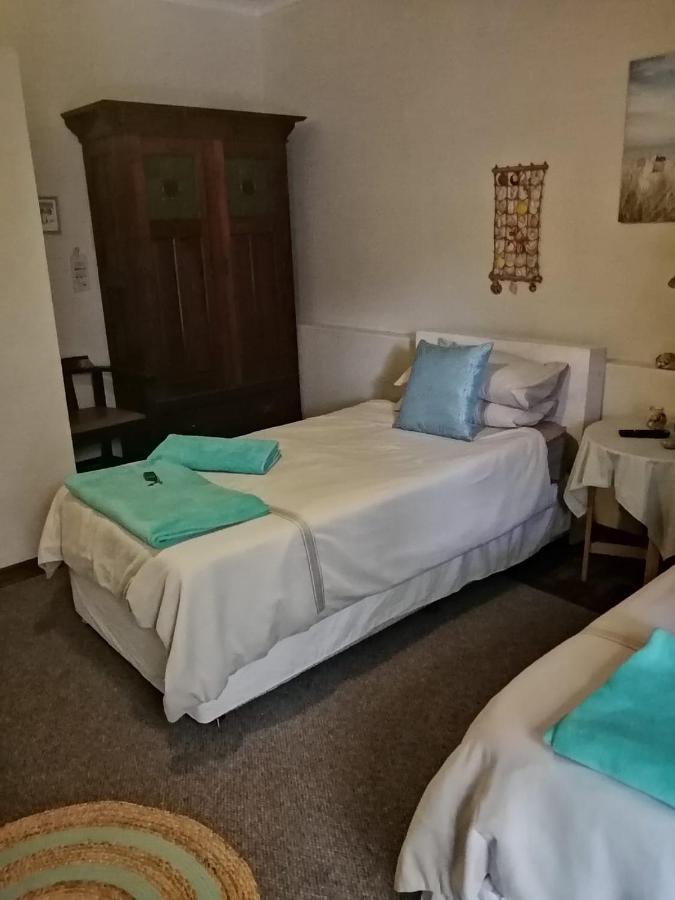 36 Mount Road Guesthouse And Self Catering Port Elizabeth Extérieur photo