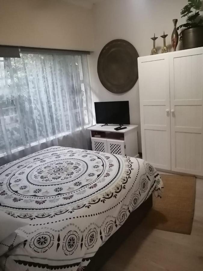 36 Mount Road Guesthouse And Self Catering Port Elizabeth Extérieur photo